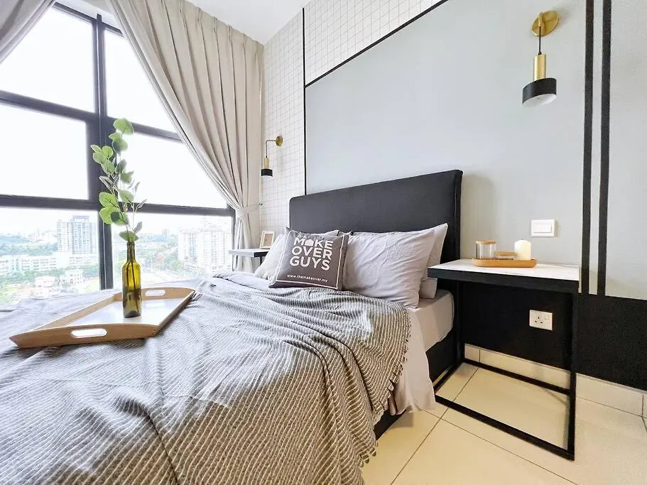 아파트 Arte Mont Kiara Soft & Warm 1Br Suites 쿠알라룸푸르 말레이시아